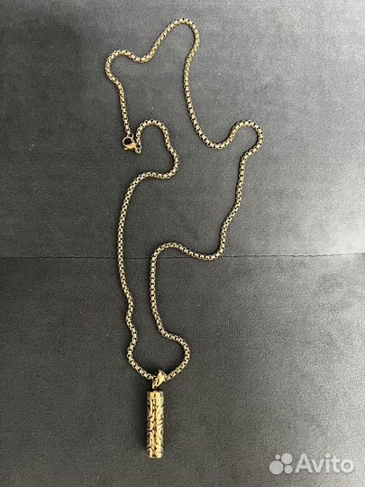 Кулон тайник