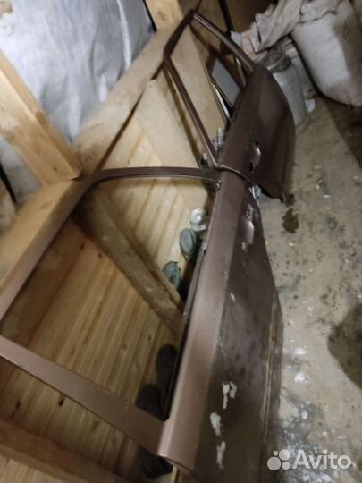 Дверь задняя w124