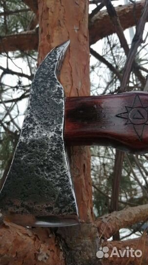 Топор пожарного