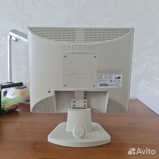 Монитор Samsung SyncMaster 710V (Скупка Трейд-Ин)