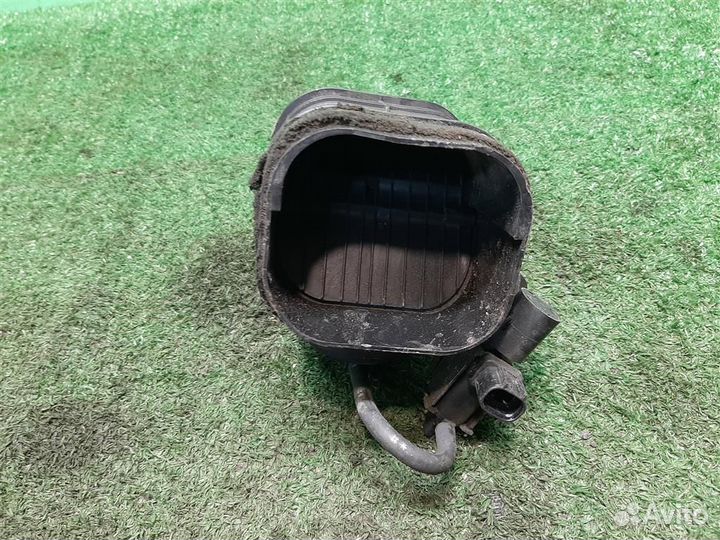 Патрубок воздушного фильтра Lexus RX300 (MCU35) 2