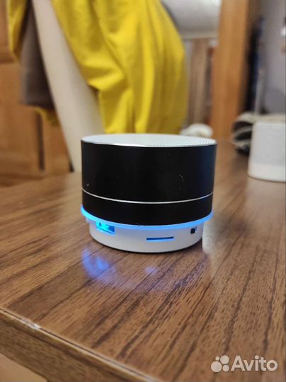 Мини блютуз-колонка