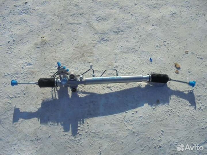 Рулевая рейка Toyota Hiace KDH211