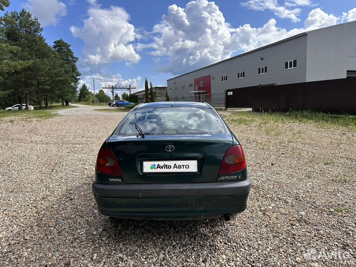 Toyota Avensis 2.0 МТ, 1998, 432 000 км