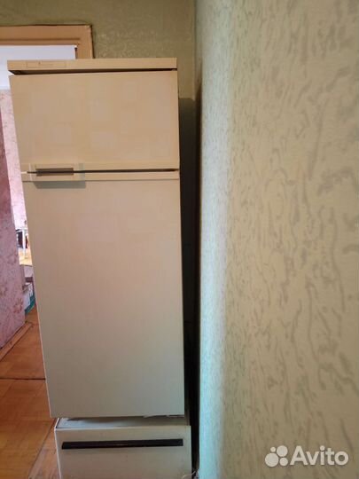 Холодильник Атлант в рабочем состоянии