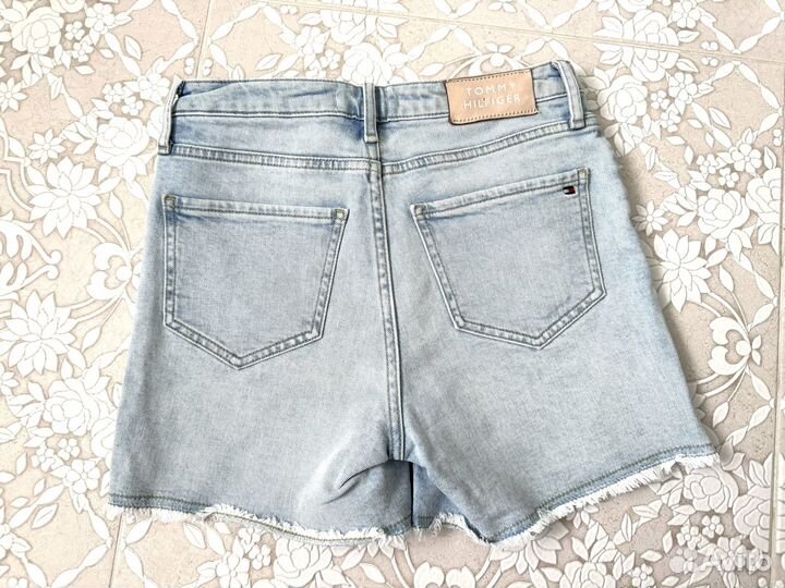Шорты tommy hilfiger женские размер 26(42)