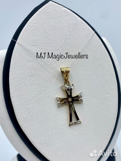 Золотой крест с бриллиантами