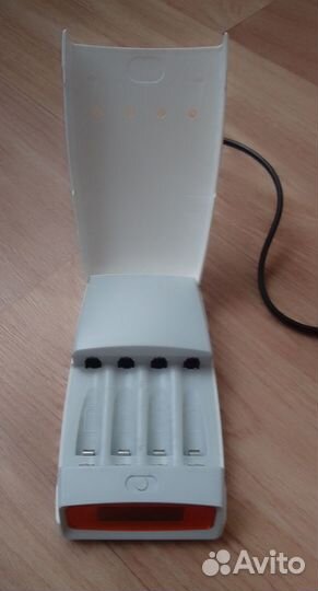 Зарядное устройство Sony