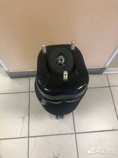 Пневмостойка lexus rx300 задняя правая