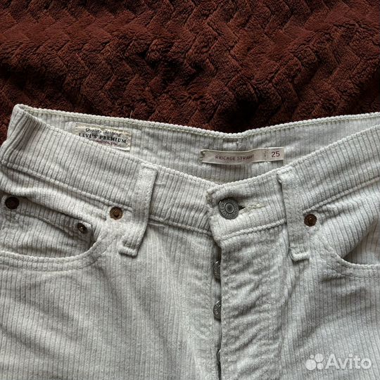 Вельветовые джинсы levis