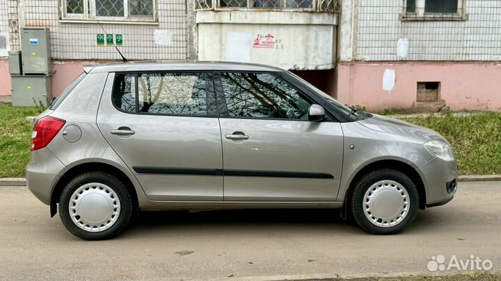 Skoda Fabia 1.4 МТ, 2009, 201 600 км