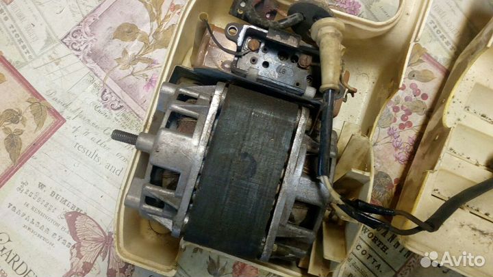 Двигататель стиральной машины