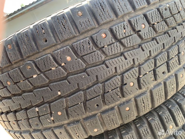 Dunlop SP Winter Ice 01 205/55 R16