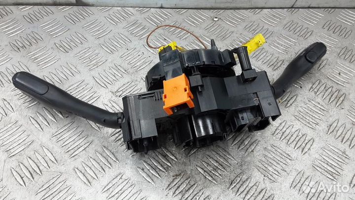 Переключатель поворотов подрулевой Volkswagen Shar