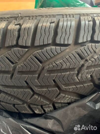 Tigar Winter 215/55 R16 97