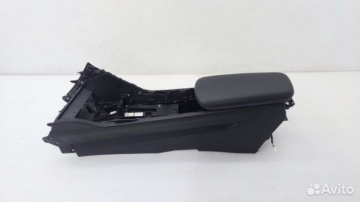 Б/У Центральная консоль Состояние отличное