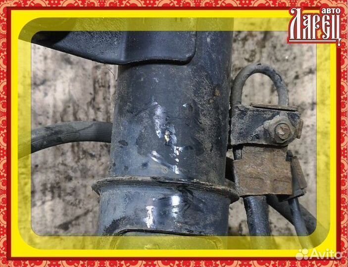 Стойка амортизатора Toyota Carina ed ST200