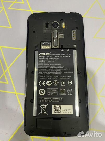 Телефон asus zenfon selfie