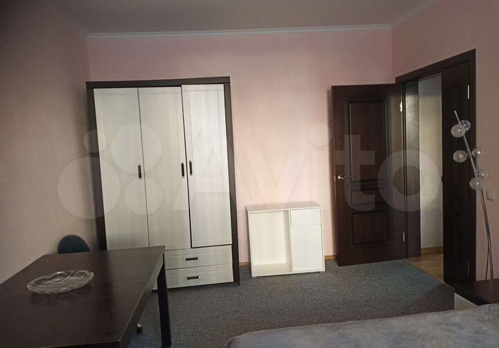 3-к. квартира, 79,9 м², 1/7 эт.