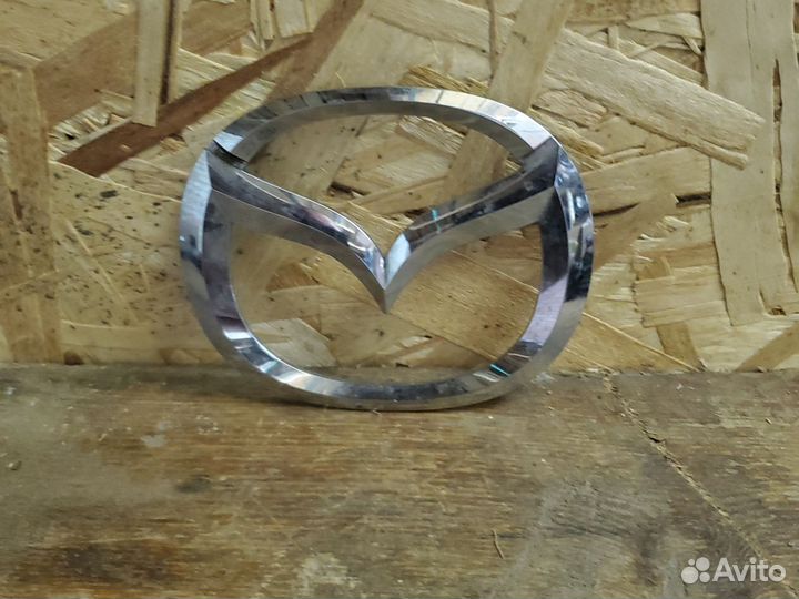 Эмблема mazda 6 задний