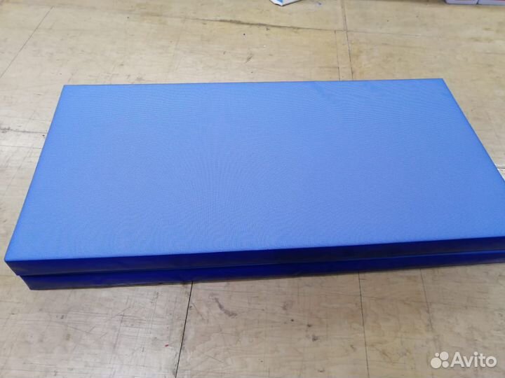 Мат гимнастический, страховочный от падений