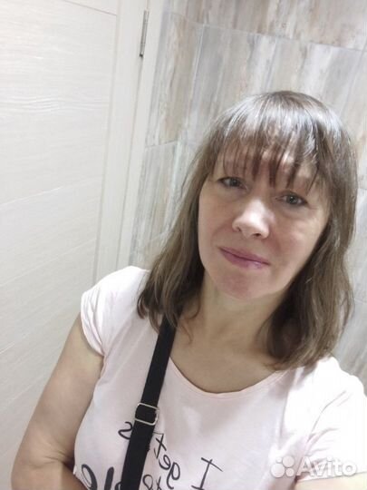 Работник торгового зала