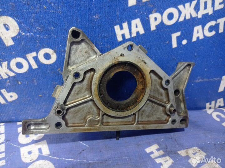 Крышка коленвала Citroen C4 купе NFU 2005