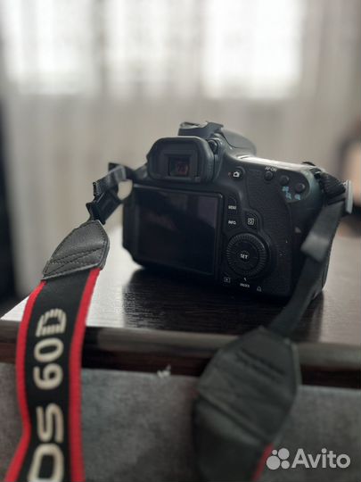 Зеркальный фотоаппарат canon 60d