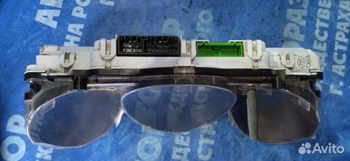 Панель приборов Honda City седан L13 2003