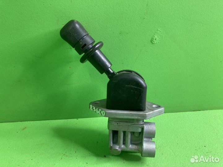 Кран стояночного тормоза MAN TGA