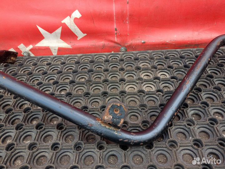 Кронштейн крыла правый камаз 5490