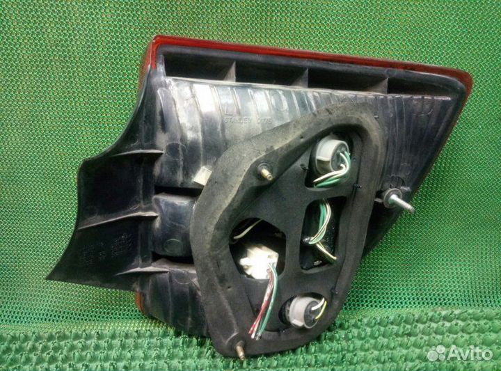 Фонарь задний левый Toyota Celica ZZT230 1zzfe