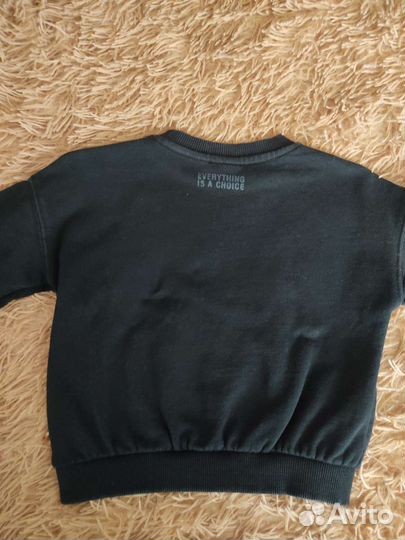 Свитшот Zara на мальчика 98 размер
