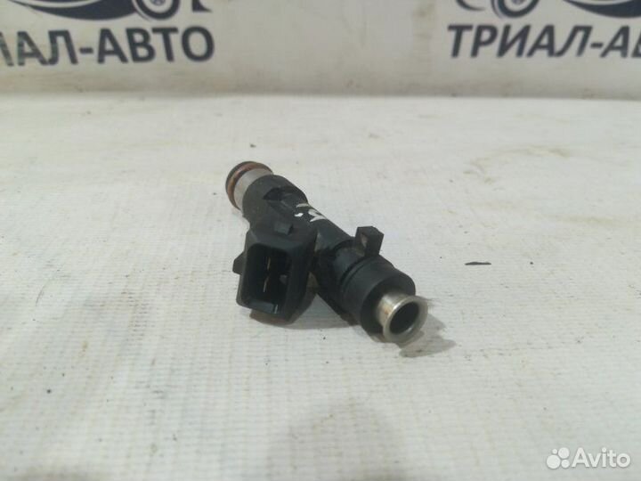 Форсунка Astra J