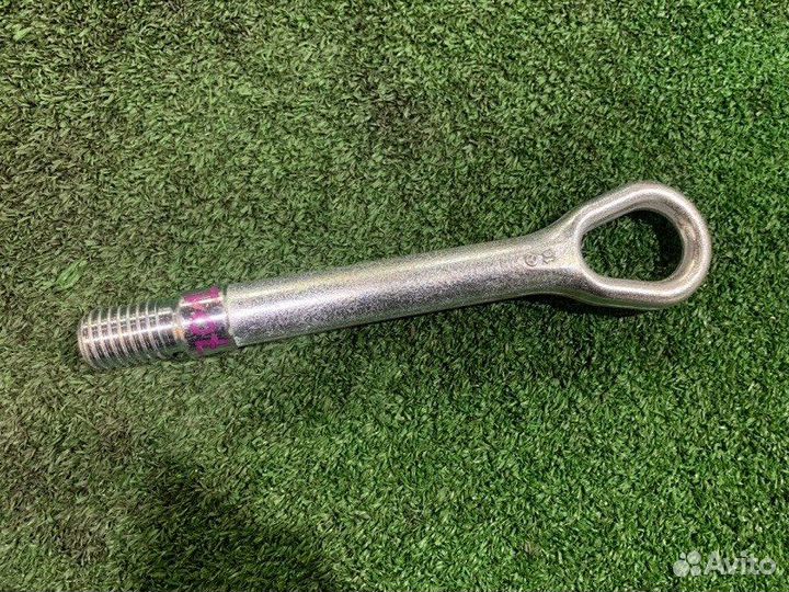 Скоба буксировочная Mercedes-Benz E-Class W212