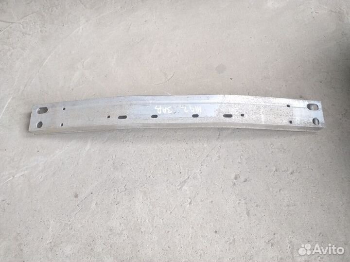 Усилитель заднего бампера Toyota Highlander 2