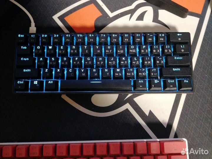 Игровая клавиатура gk61