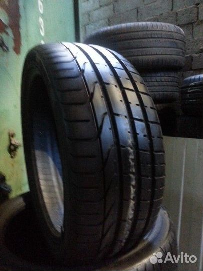 Pirelli P Zero 275/40 R22