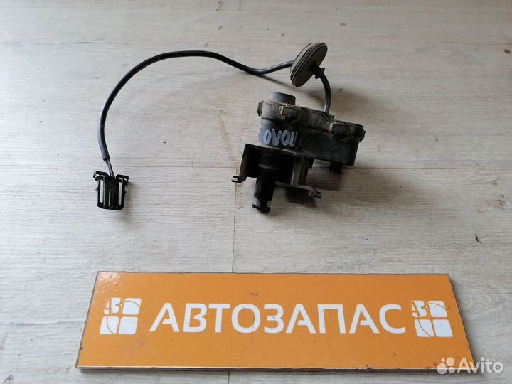 Активатор лючка бензобака Volkswagen Polo 5