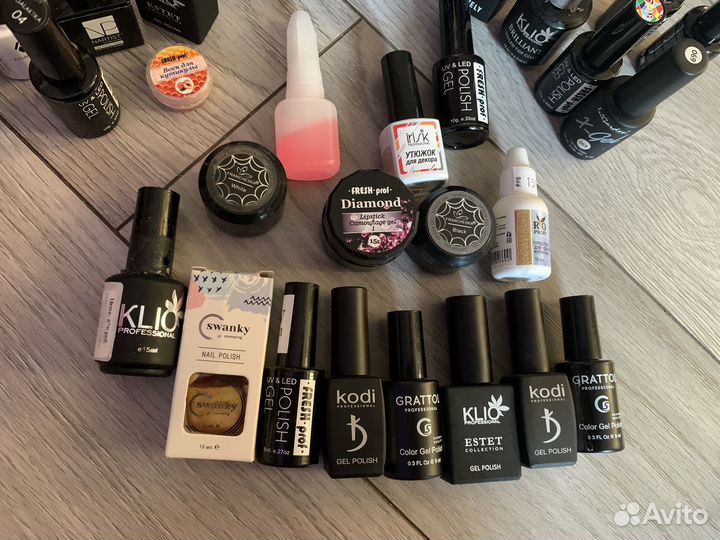 Набор гель лаков и баз для маникюра