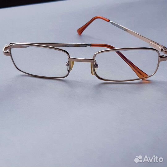 Компьютерные очки с футляром