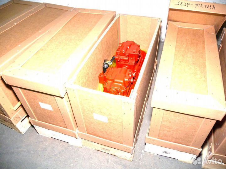 Гидроцилиндр рукояти Hitachi zx240lc