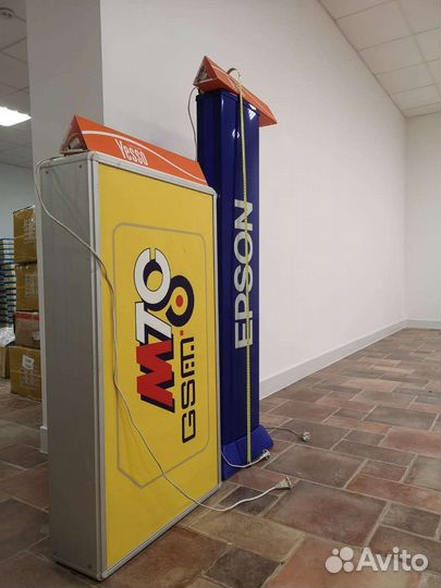 Рекламные световой короб, стойки, штендер