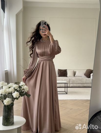 Платье вечернее в пол