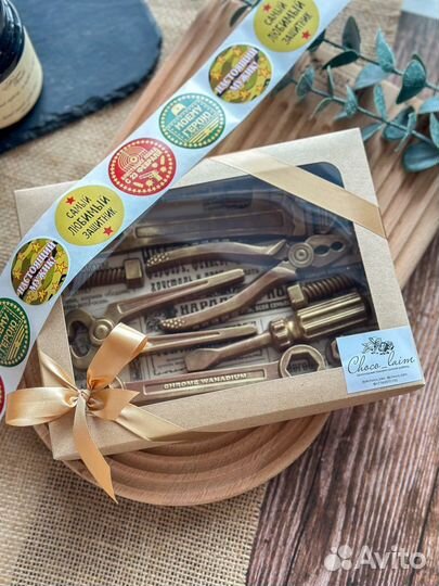 Инструменты из шоколада 23 февраля