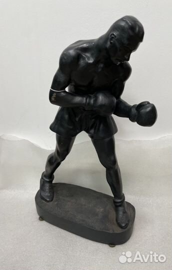 Каслинское литье Боксер