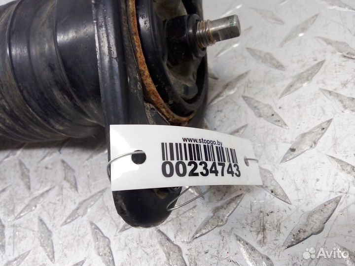 Амортизатор R Kia Sportage 3 SL 553113W860