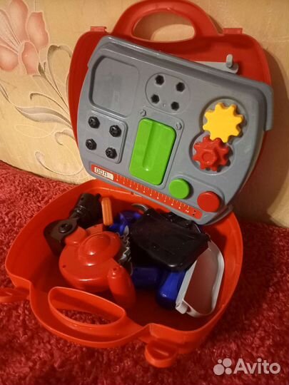 Чемодан инструментов