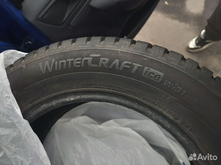 Kumho WinterCraft Ice WI31 205/60 R16 92T