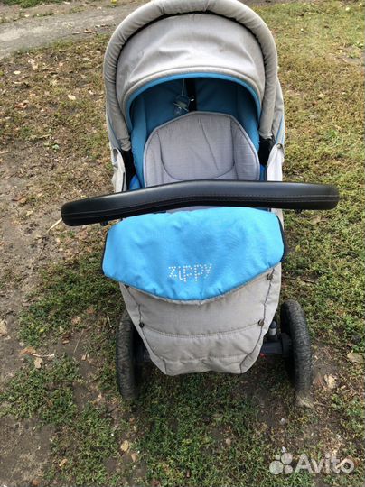 Коляска прогулочная